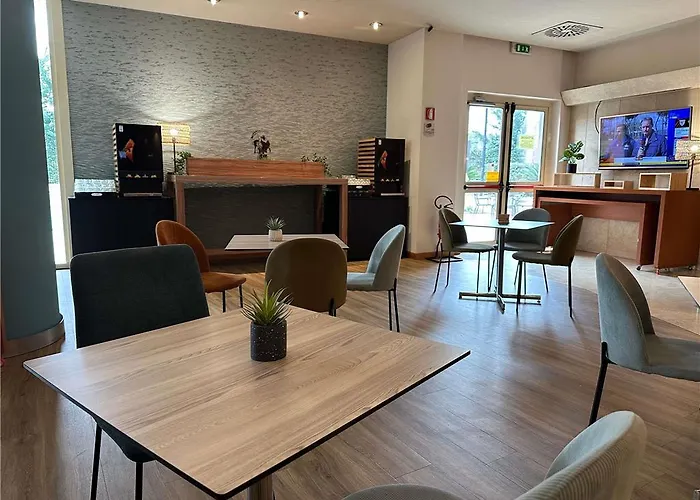 Novotel Est 4* Rome