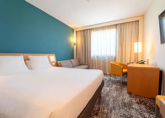 Novotel Est 4*