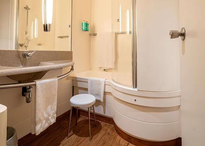 Novotel Est Otel 4*