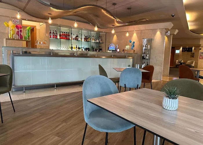 Novotel Est 4*
