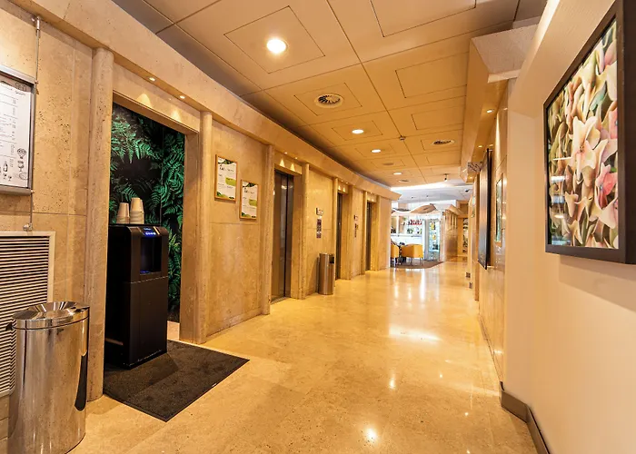 Novotel Est Hotel