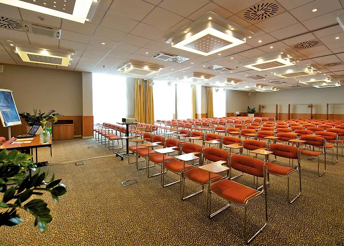 Novotel Est 4*